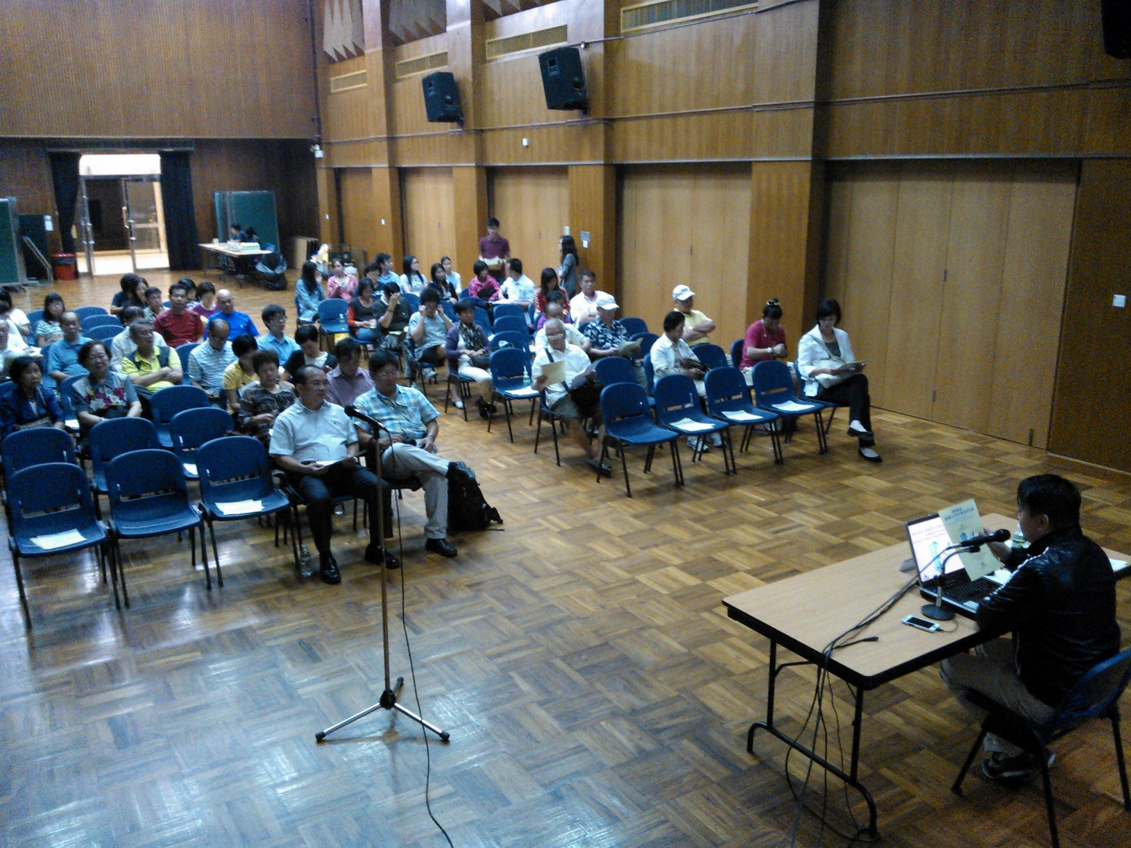 Briefing for “Community Care Fund Subsidy for Owners' Corporations of Old Buildings” (29 October 2012)