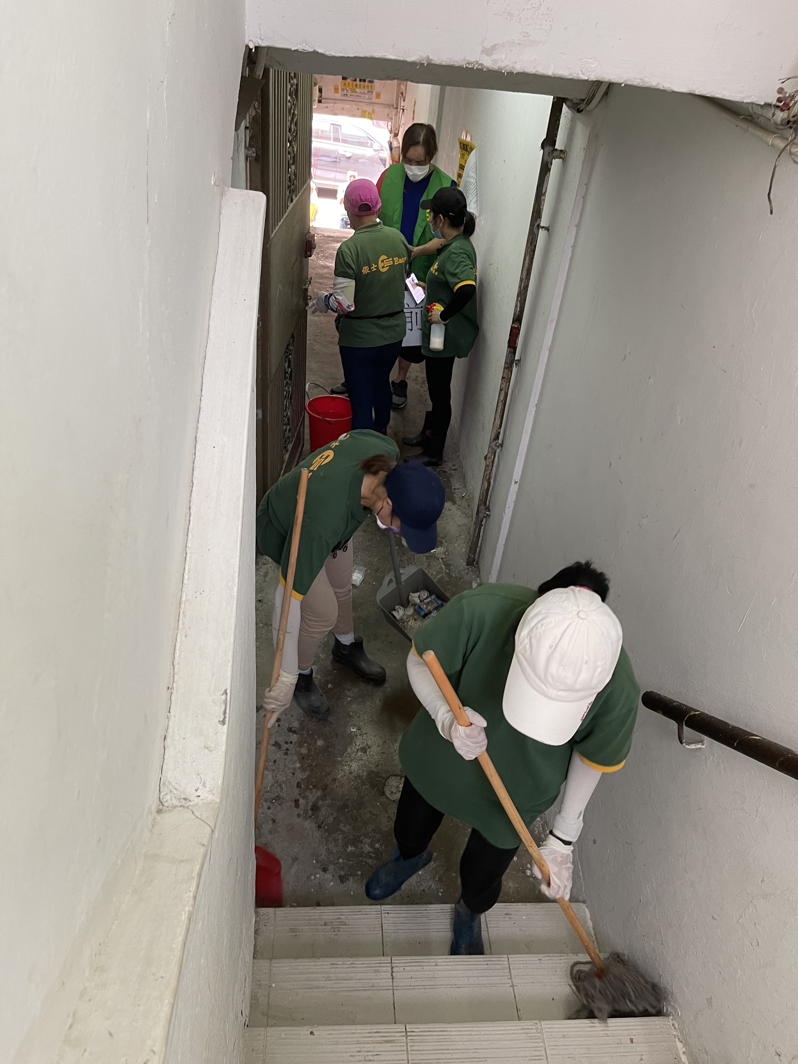 Cleansing Operation for Three-nil Buildings in Tsuen Wan District (Phase 4)